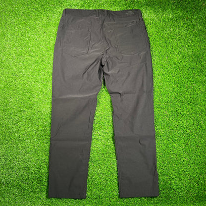 North Face Lightweight Black Hiking Pants Size 34 USED v18767