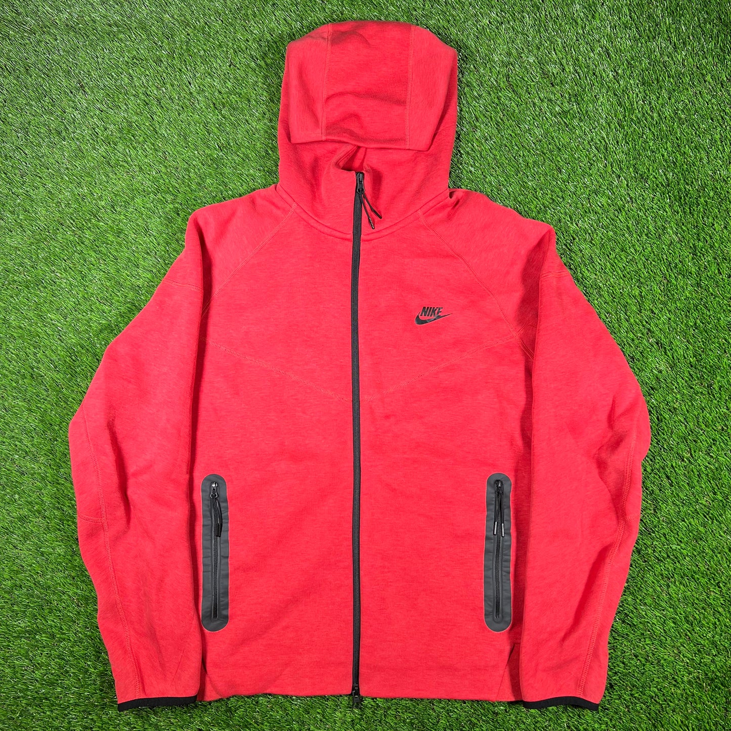 Nike Tech Red Hoodie Size Large USED v16928