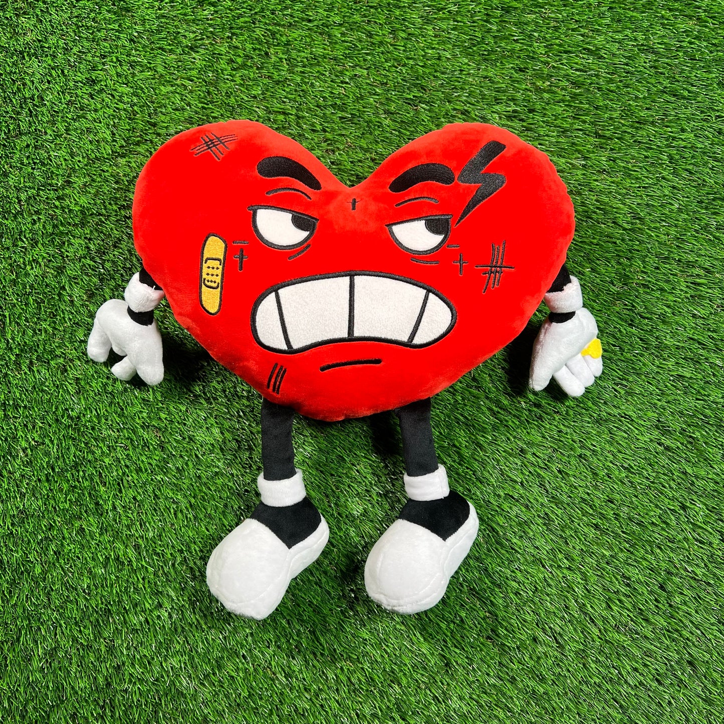 Bad Bunny "Un Verano Sin Ti" Heart Plush (2022) USED x16238