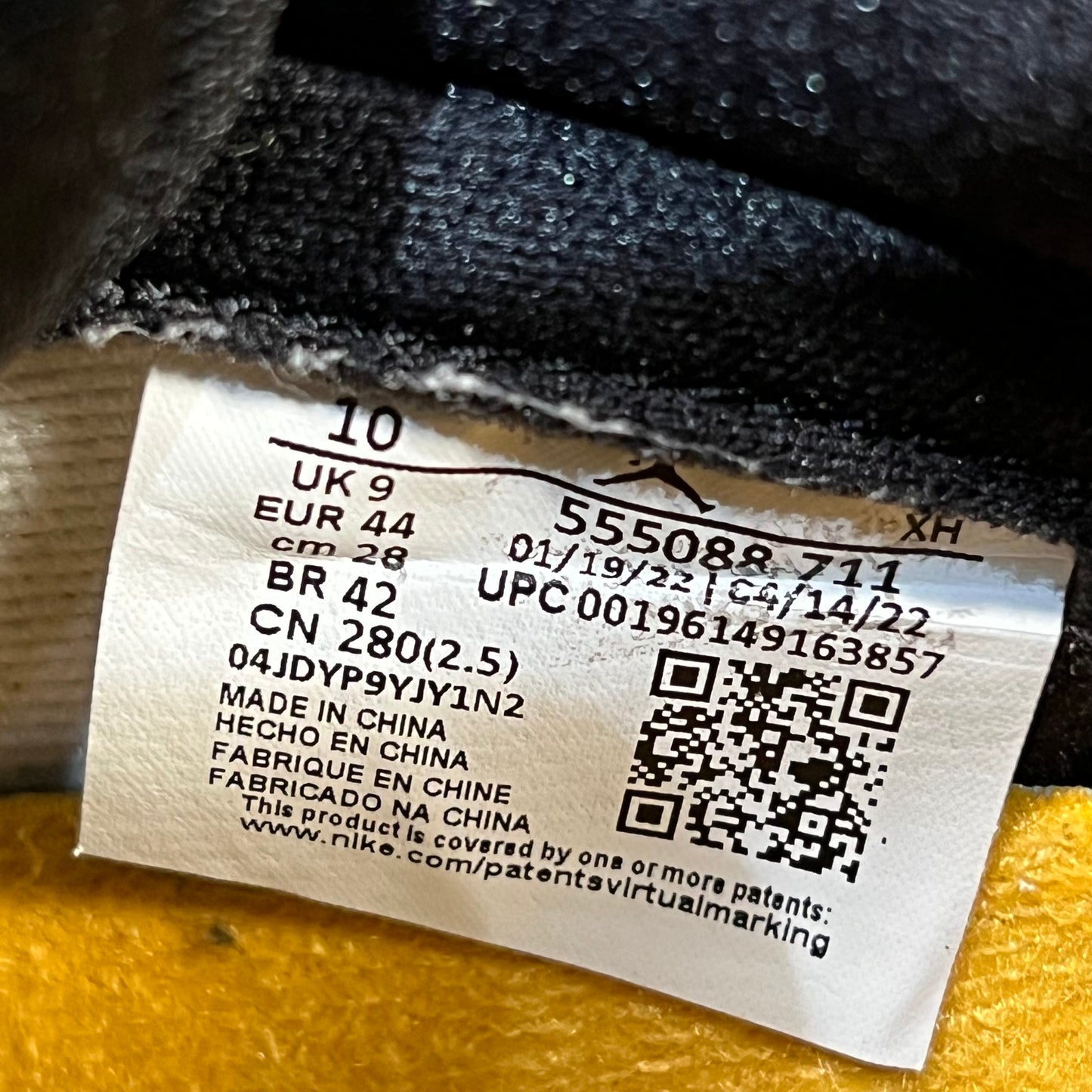 Jordan 1 High Taxi (2022) Size 10 USED s17892