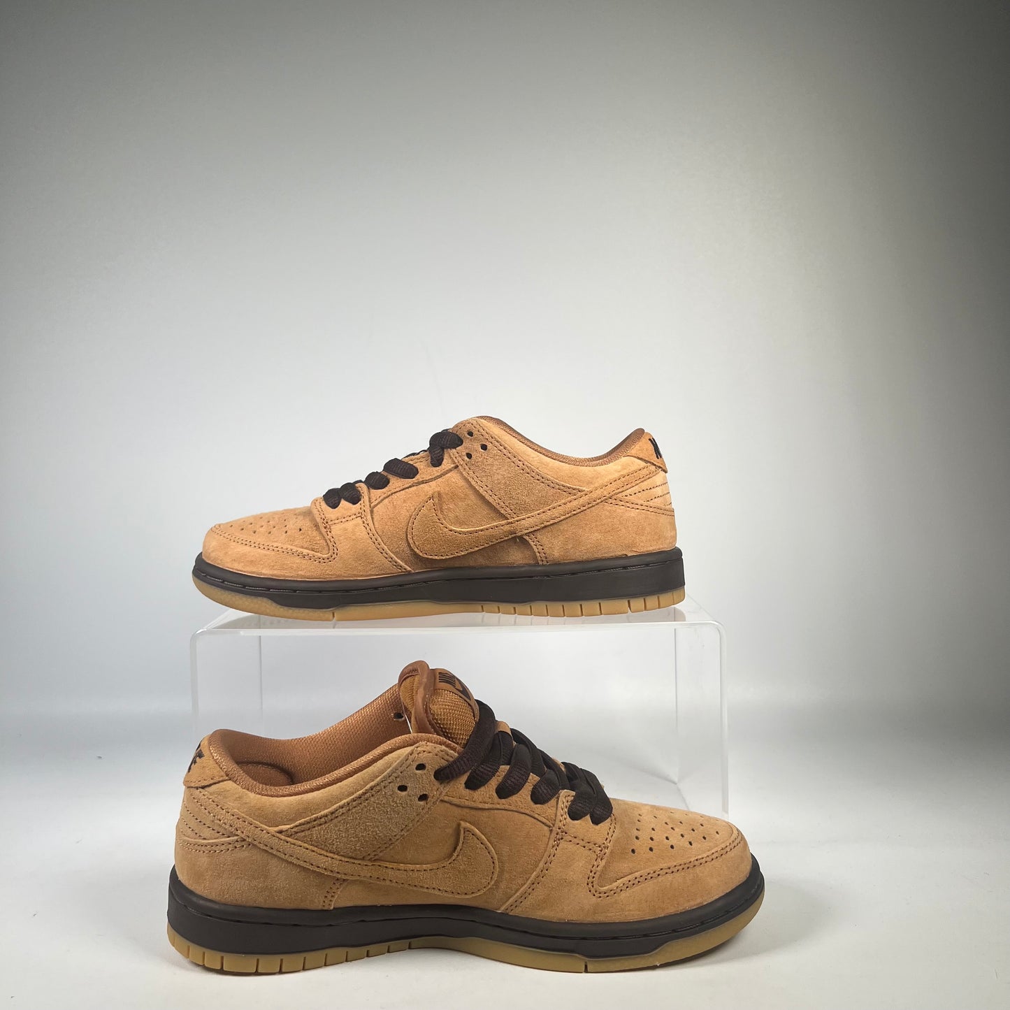 Nike SB Dunk Low Wheat Size 4.5 NEW s16013