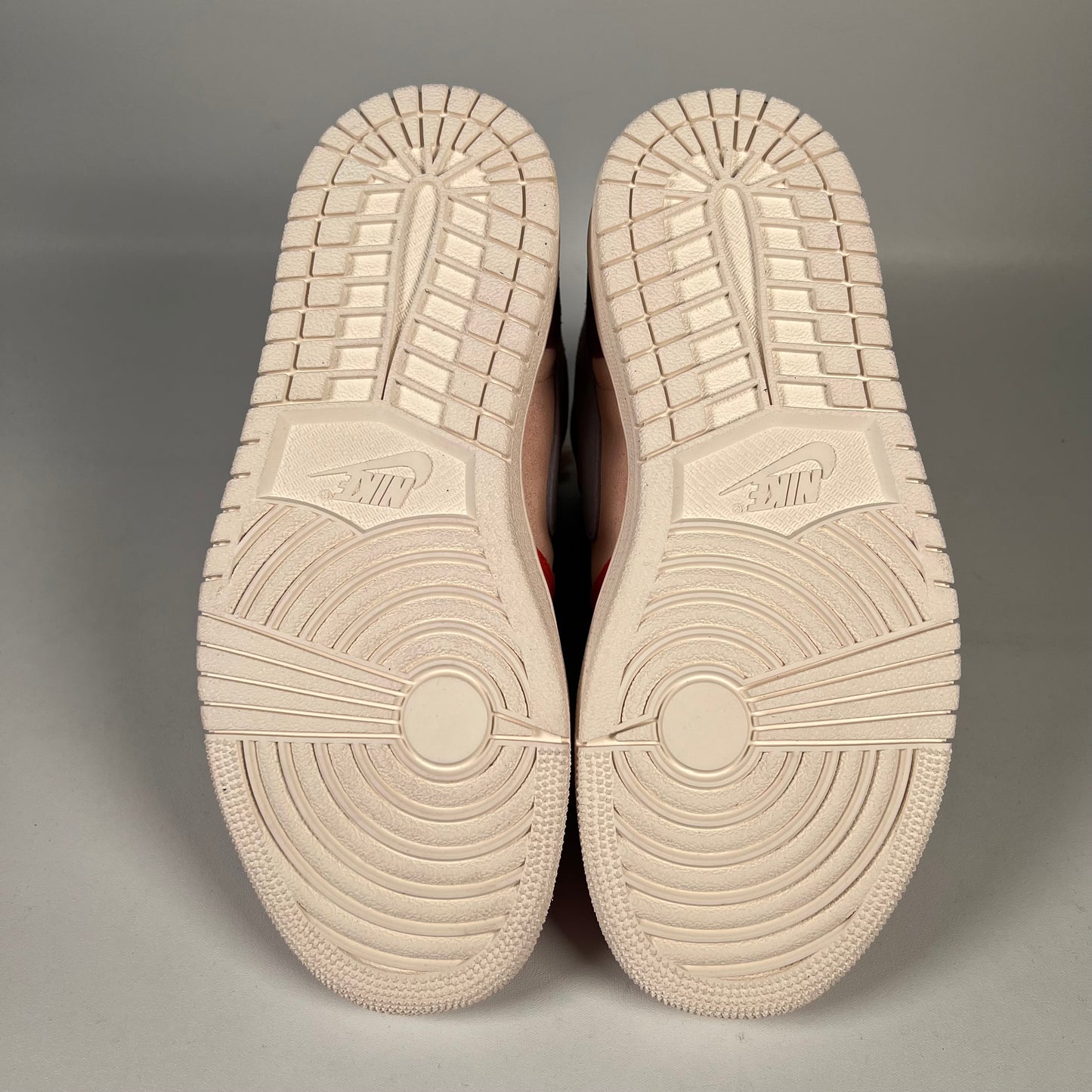Jordan 1 Aleali May Sample Size 5.5 NEW s7022