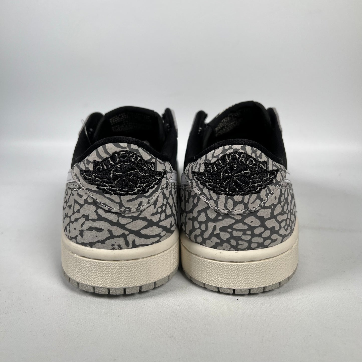 Jordan 1 Low Black Cement Size 4.5Y NEW s16017