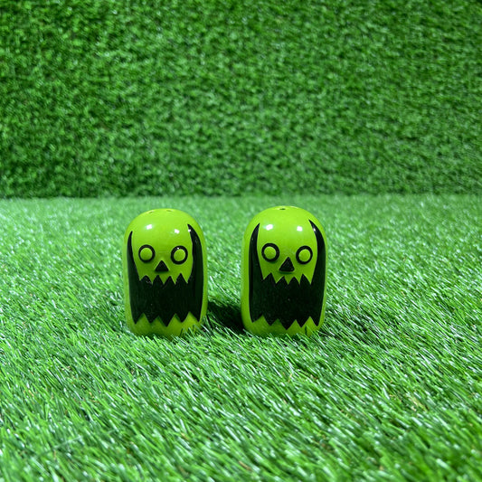 AssPizza Green Salt and Pepper Shakers NEW x14845