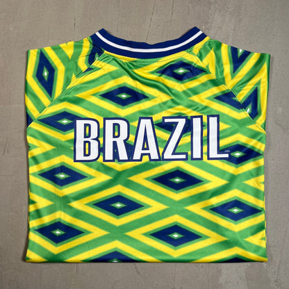Umbro Brazil Soccer Jersey Size Large NEW v19572