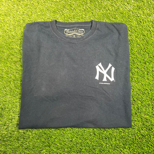 New York Yankees Navy Blue Logo Tee Size XL USED v17857