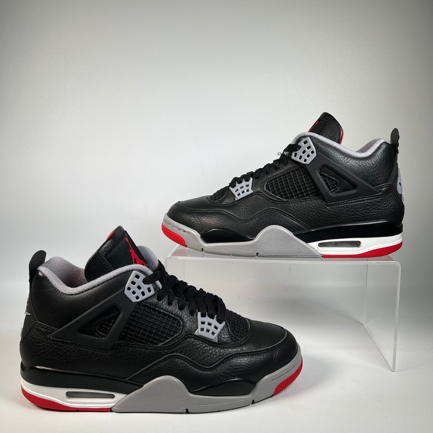 Jordan 4 Bred Reimagined (2024) Size 8.5 USED s22381
