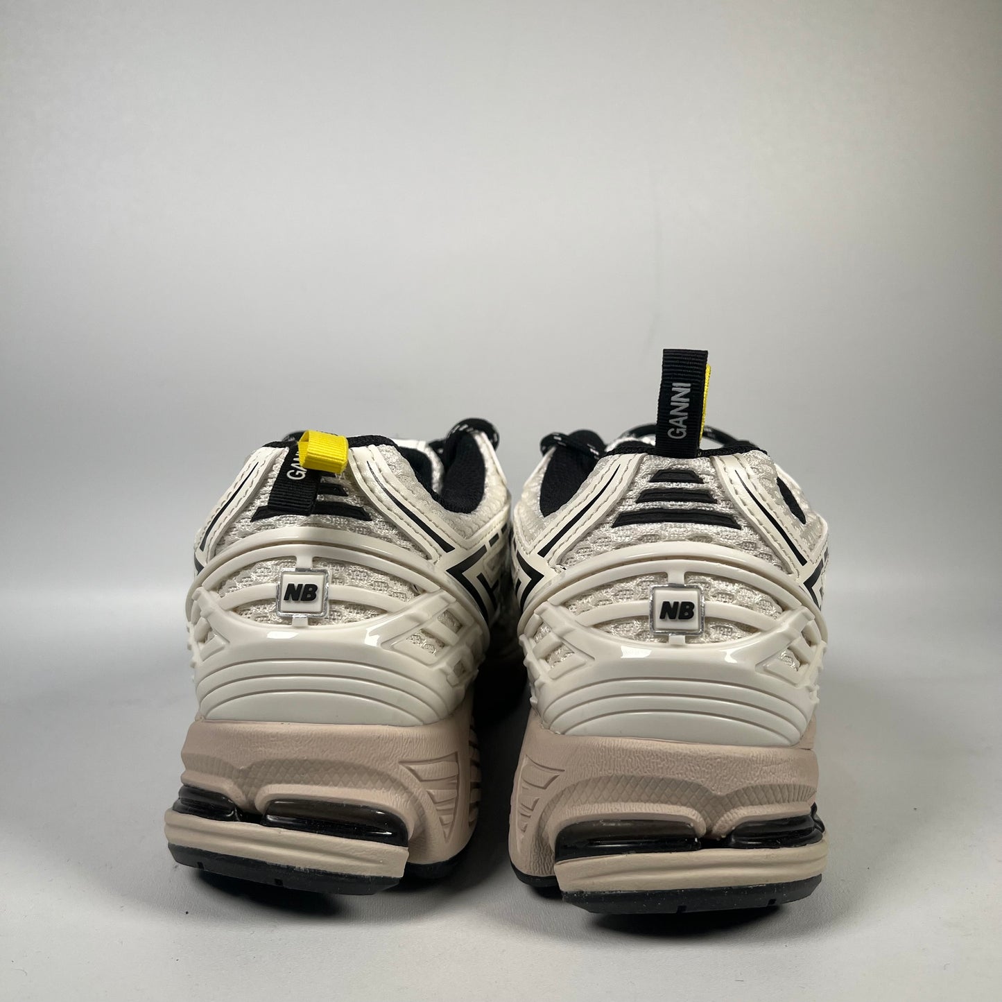 New Balance 1906R Ganni Egret (2023) Size 7.5 NEW s20018