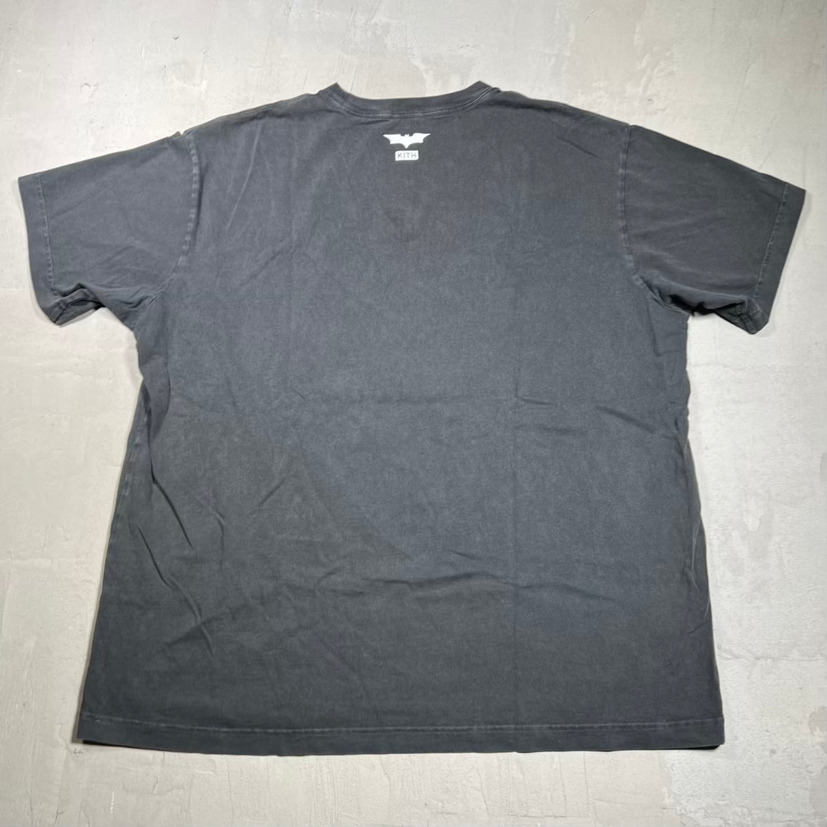 Kith Batman The Dark Knight Joker Mask Black Tee Size XXL USED x18390