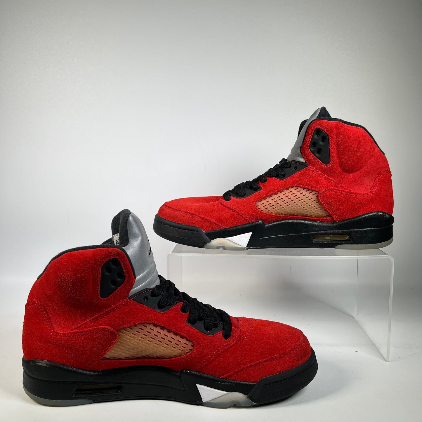 Jordan 5 Raging Bull (2021) Size 9.5 USED s22485