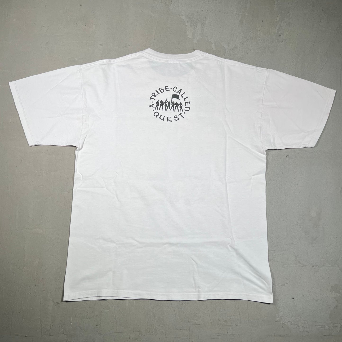 1996 Tribe Called Quest Beats Rhymes and Life Promo Cover Pinkish White Tee Size Large USED v18420