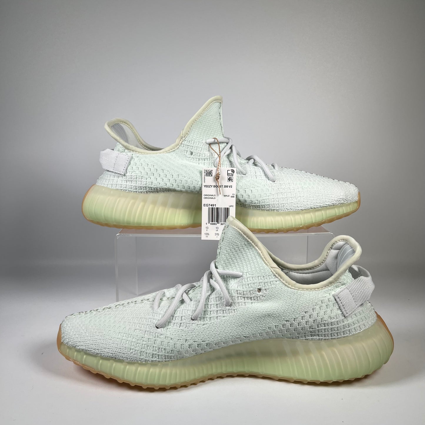 Yeezy 350 Hyperspace (2019) Size 13.5 NEW s19263