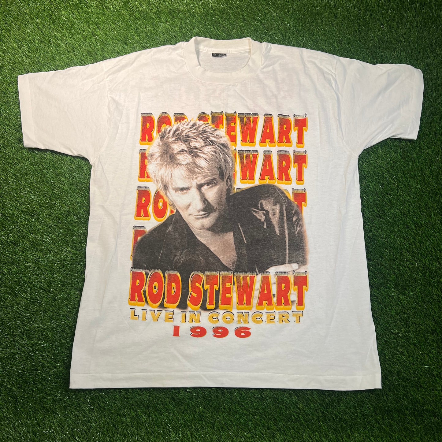 1996 Rod Stewart "Live In Concert" White Tour Tee Size XL USED v18831