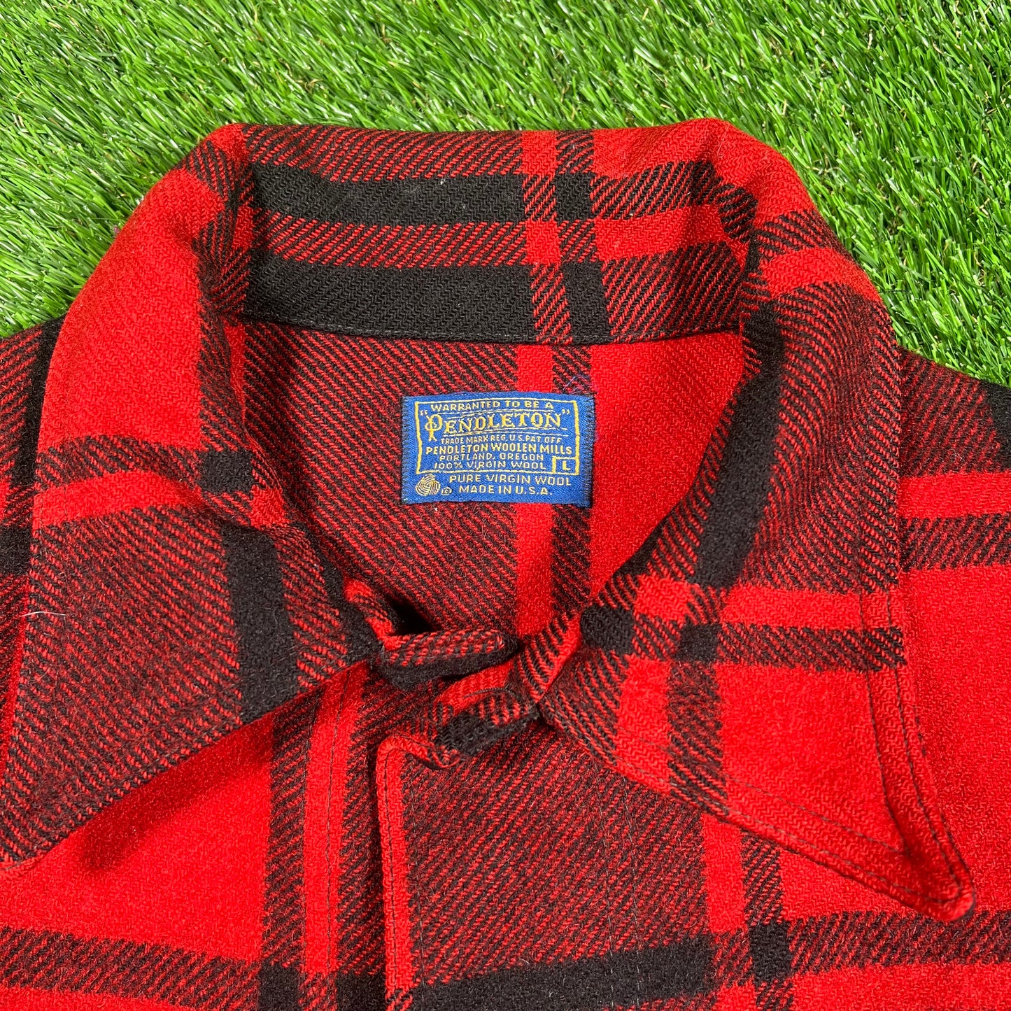 1960s Pendleton Red/Black Plaid Button Up Wool Button Up Size Large USED v18205