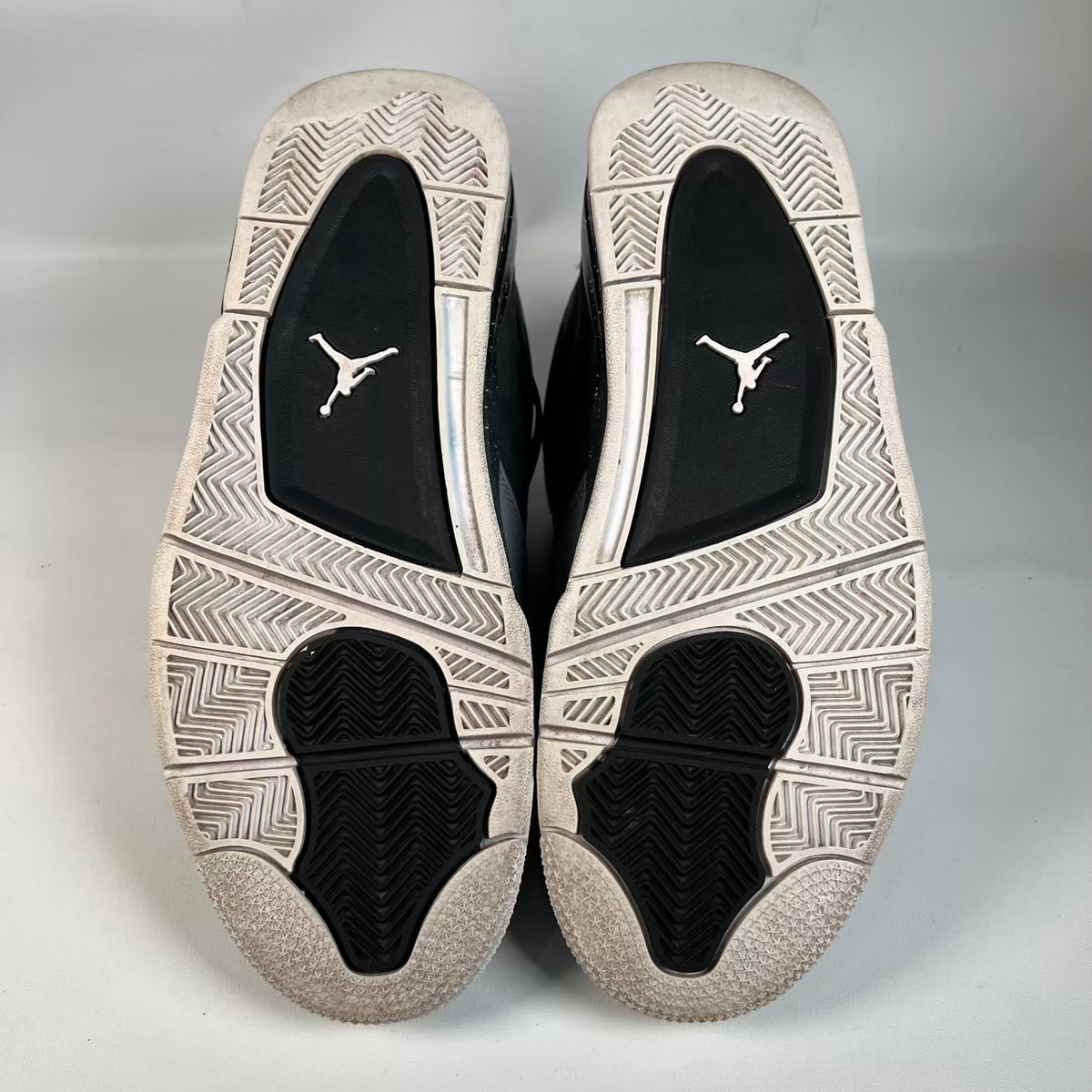 Jordan 4 Fear (2024) Size 11.5 USED s23500