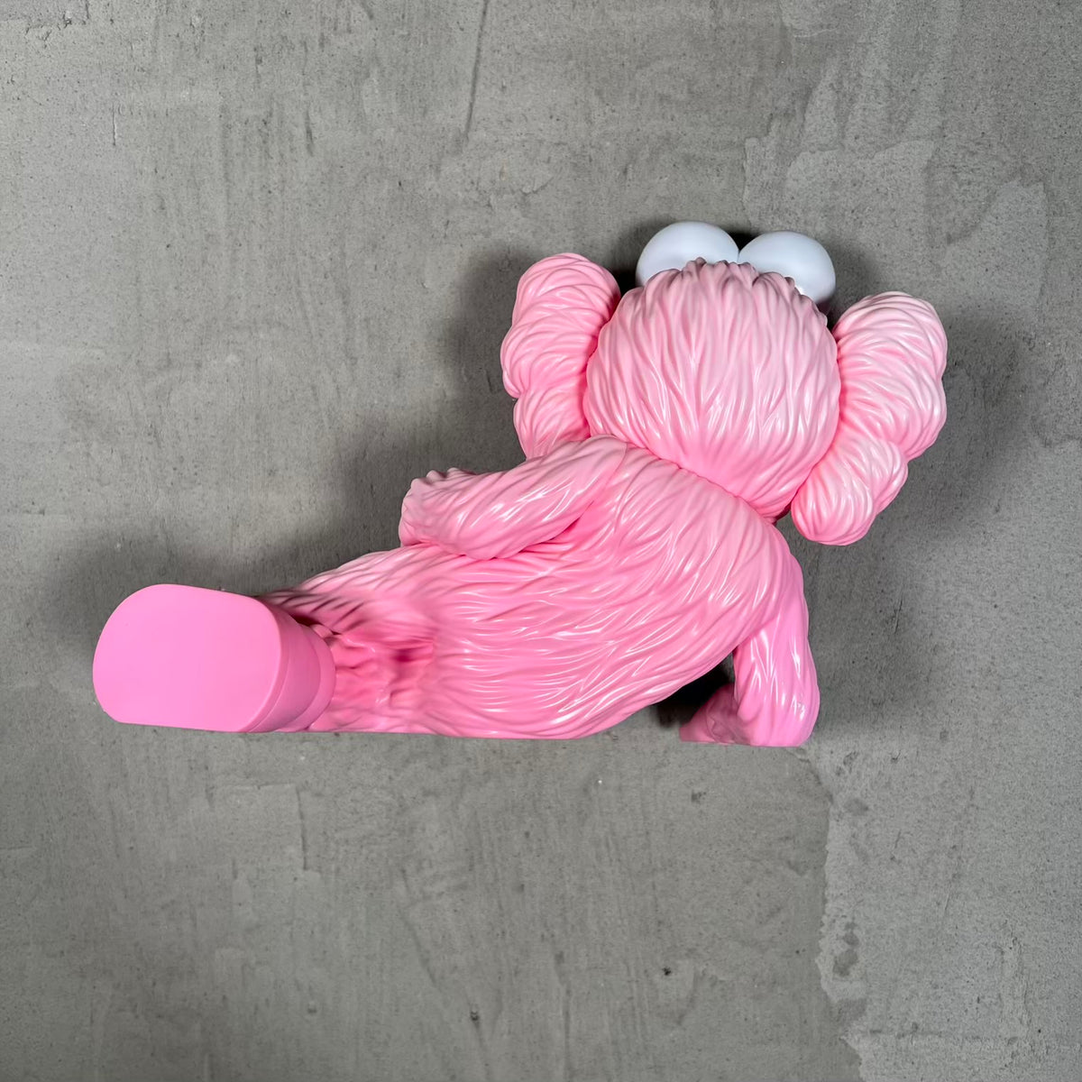 Kaws Time Off Pink Vinyl Figure (2023) USED x18325