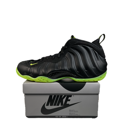 Nike Foamposite One Black Volt (2025) Size 12 USED s22349