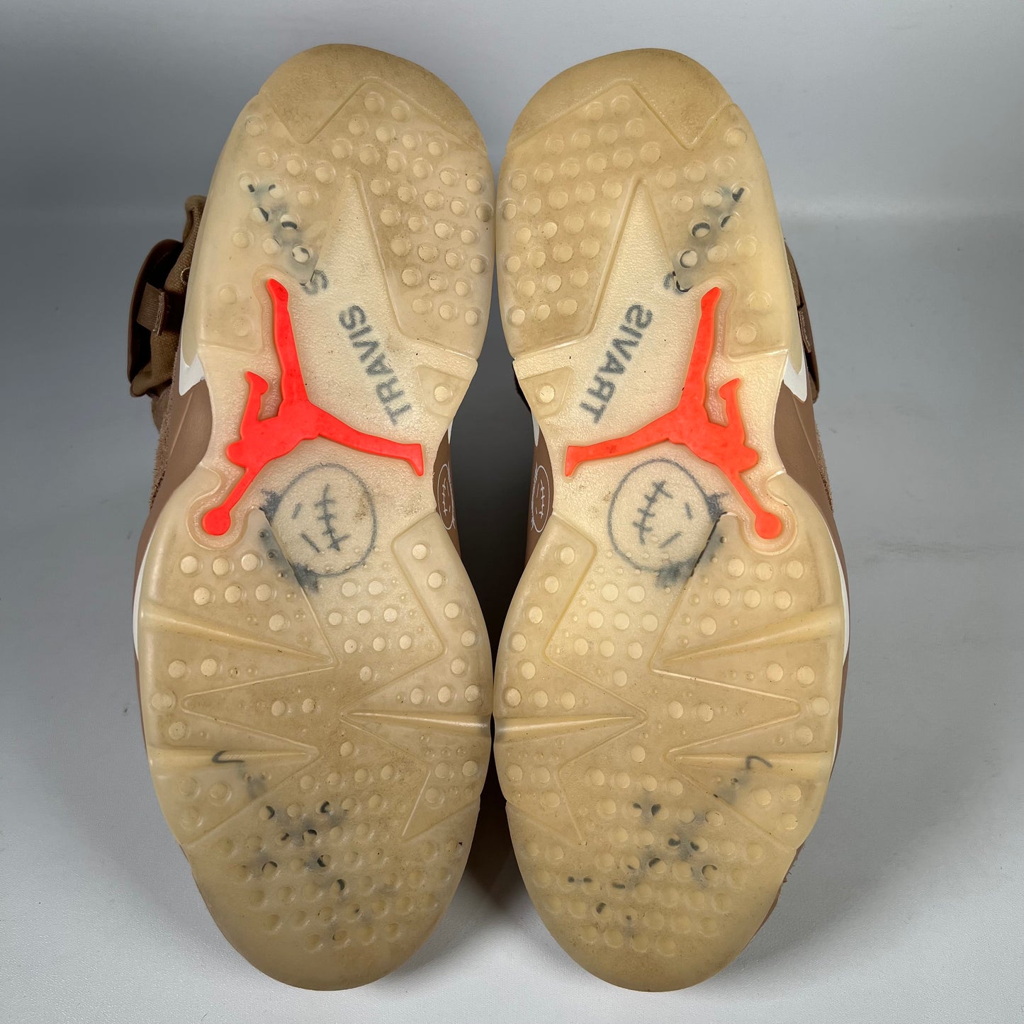 Jordan 6 Travis Scott British Khaki (2021) Size 9 USED s20137