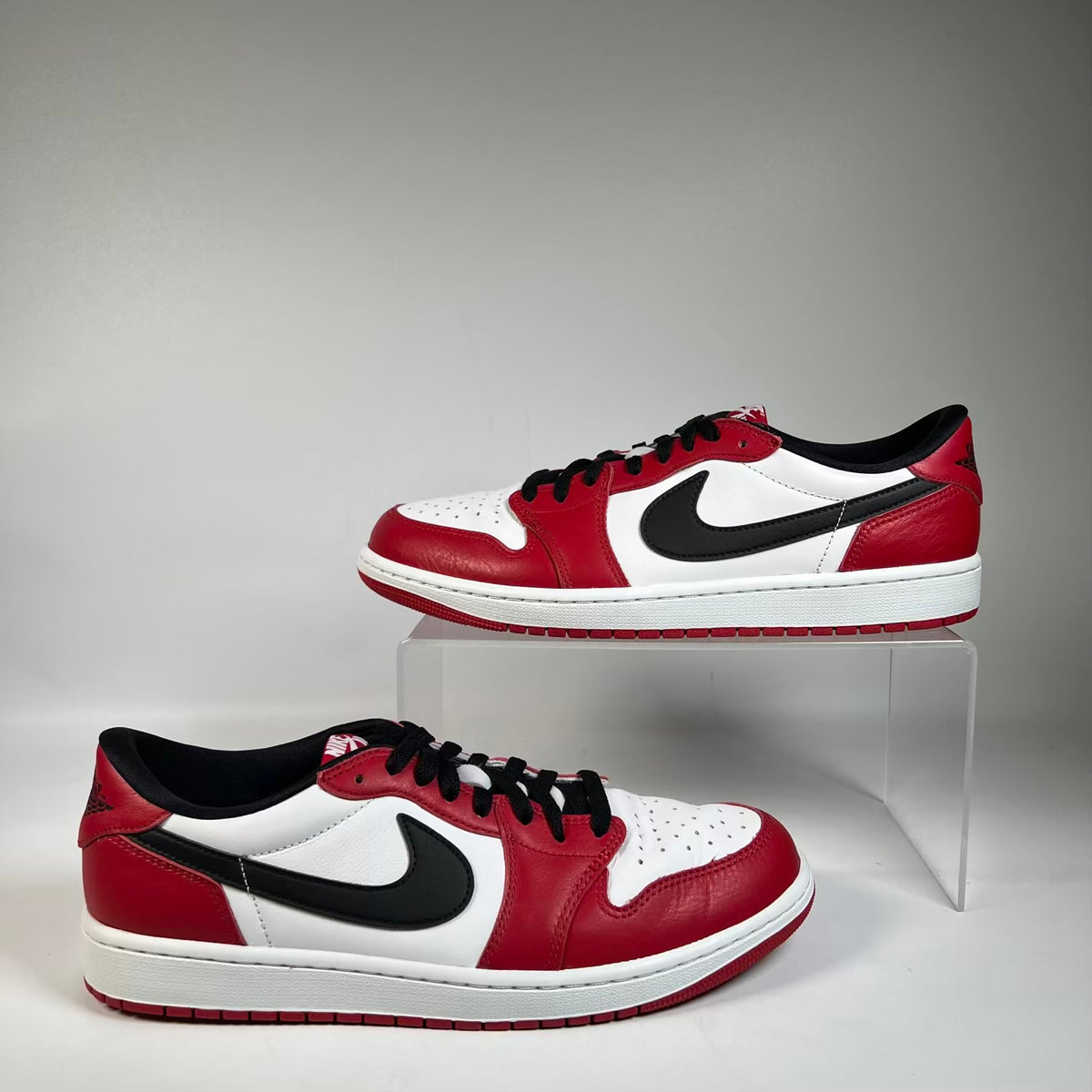 Jordan 1 Low Chicago (2025) Size 10.5 USED s23573