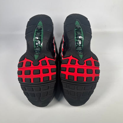 Nike Air Max 95 Undefeated Black (2025) Size 9.5 USED s23736