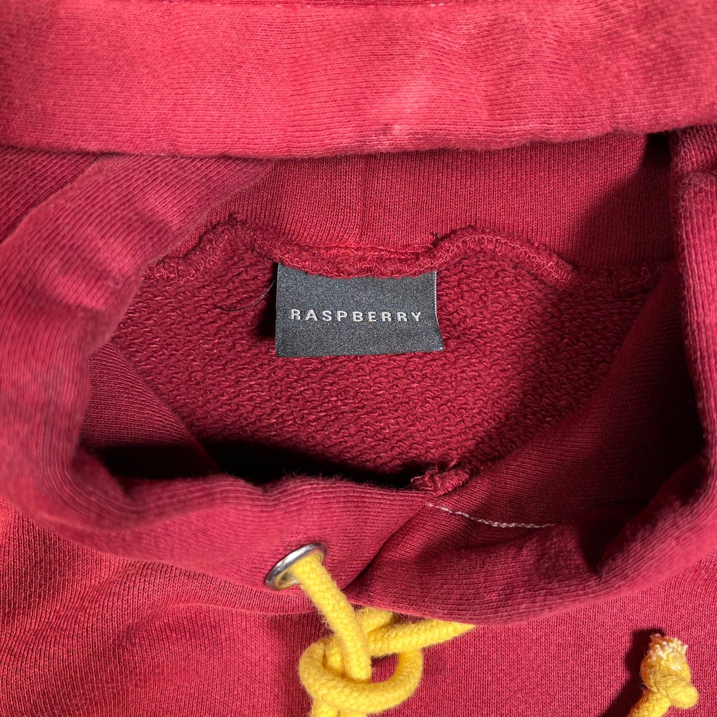 GV Gallery Raspberry Hills Burgundy Logo Hoodie Size Medium NEW x17646