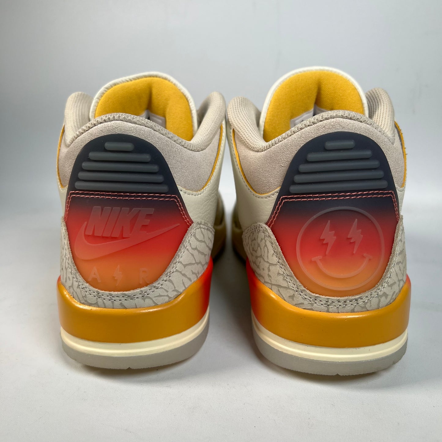 Jordan 3 J Balvin Medelin Sunset (2023) Size 8 USED s21948