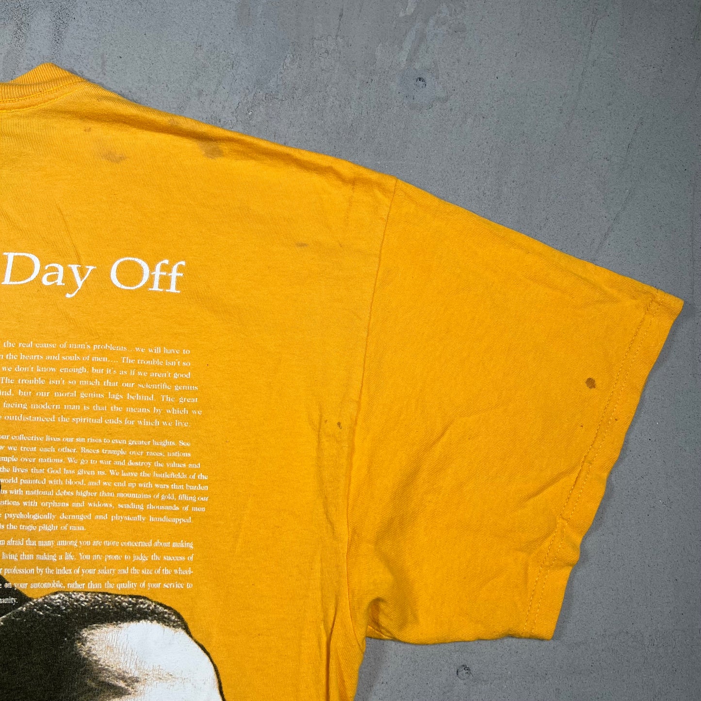 2005 Martin Luther King MLK Rap Style Yellow Tee Size XL USED v19242