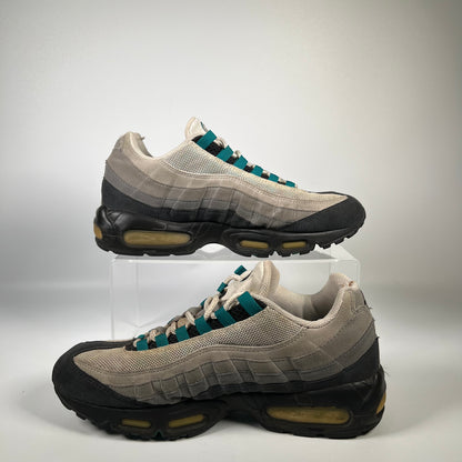 Nike Air Max 95 Freshwater (2009) Size 9.5 USED s18168