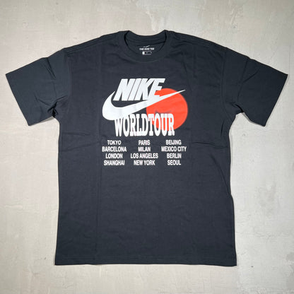Nike World Tour Black Tee Size Medium NEW v19064