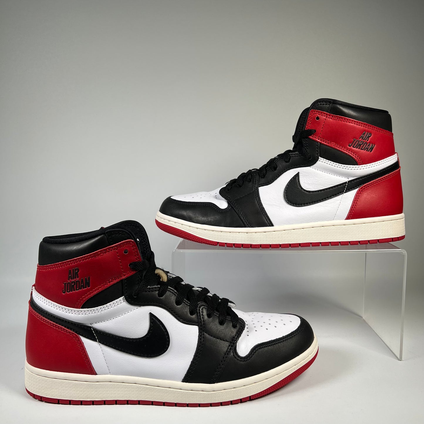Jordan 1 Black Toe Reimagined (2025) Size 10 USED S19602