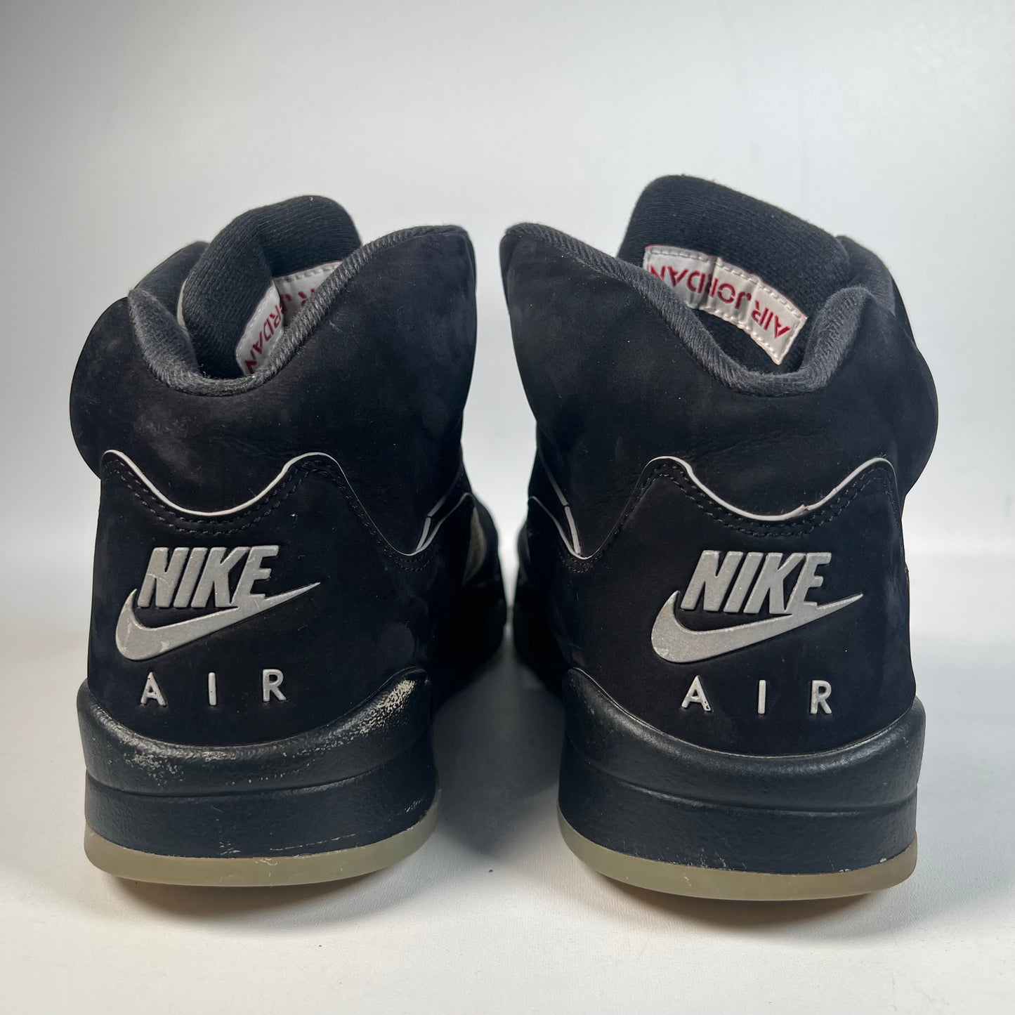 Jordan 5 Black Metallic Reimagined (2025) Size 10.5 USED s22370