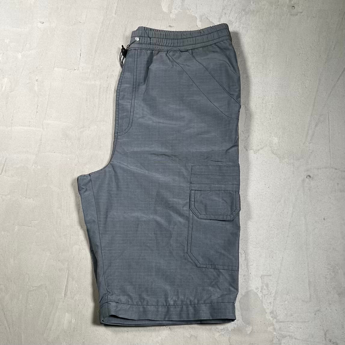 1996 Yu Gi Oh Cargo Grey Shorts Size Large USED v20188