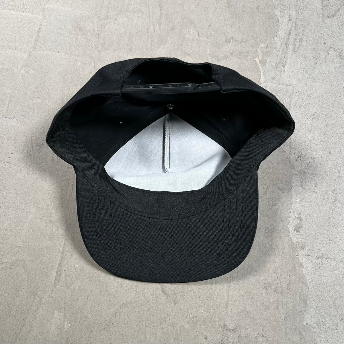 GV Gallery Raspberry Hills Berry 2013 Black Hat USED x18557