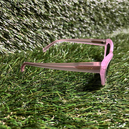 Ferragamo Cat Eye Pink Sunglasses USED x13442