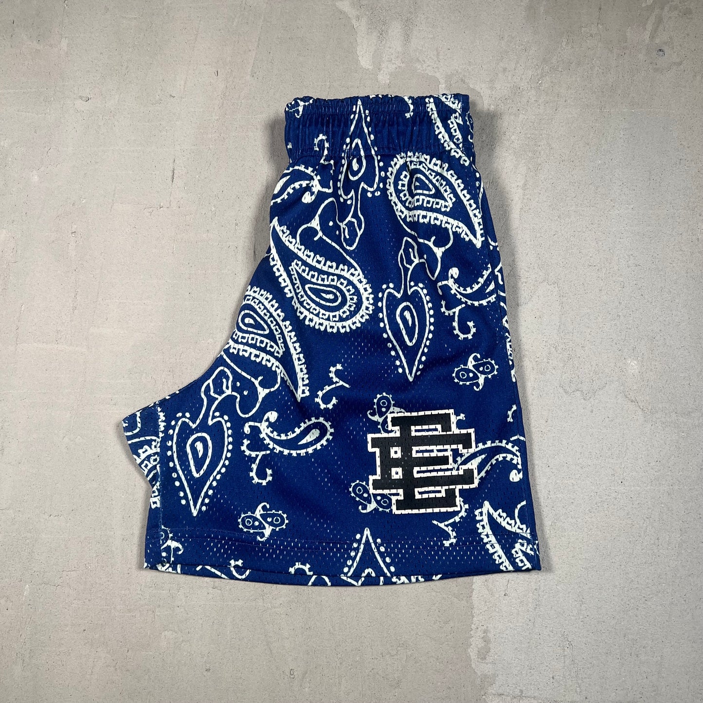 Eric Emanuel Paisley Print Blue Shorts Size Small USED x17190