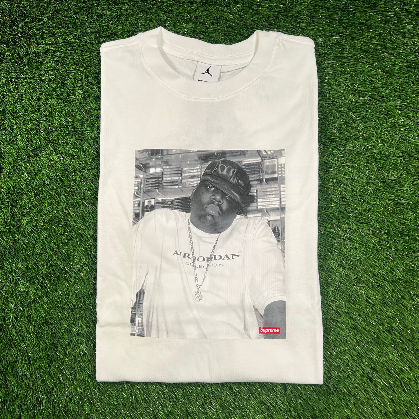 Supreme Jordan Biggie White Tee (2024) Size Medium NEW x16395