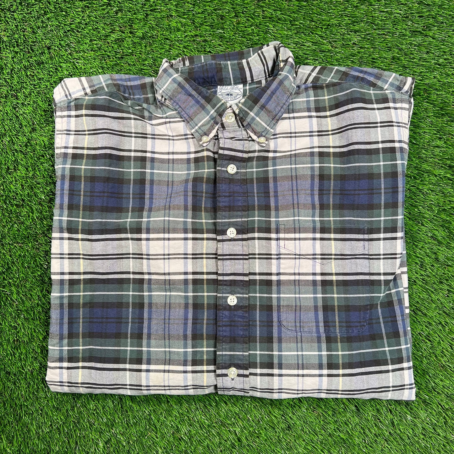 1990s Brooks Brothers Plaid Button Down Shirt Size Large USED v18327