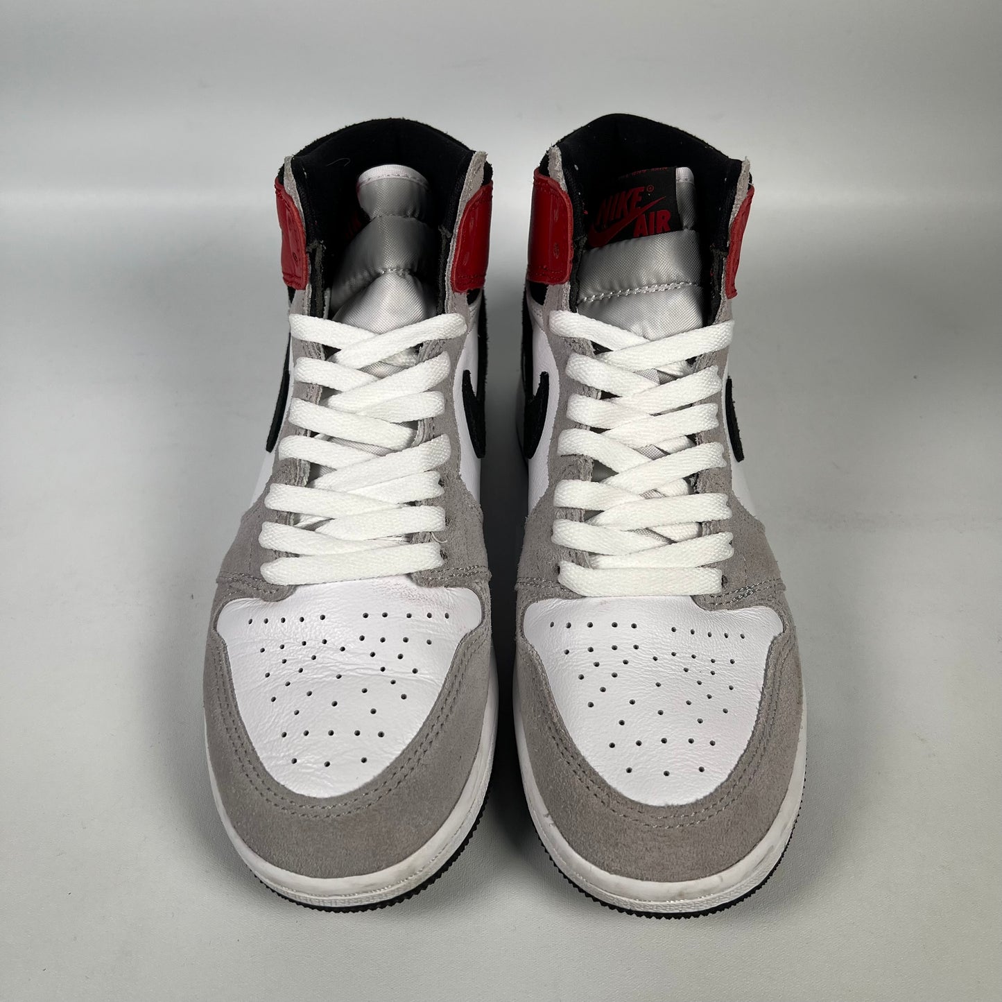 Jordan 1 High Light Smoke Grey (2020) Size 5.5y USED s19517
