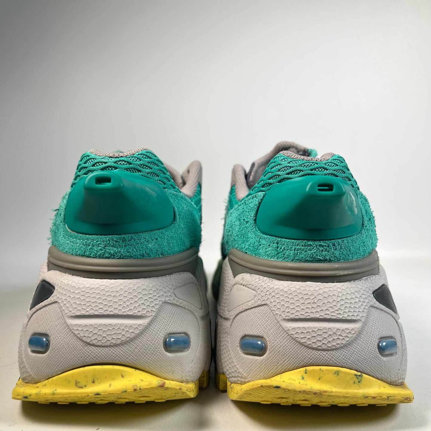 New Balance 574 Yurt Salehe Bembury Emerald Sky (2022) Size 10 USED s22180