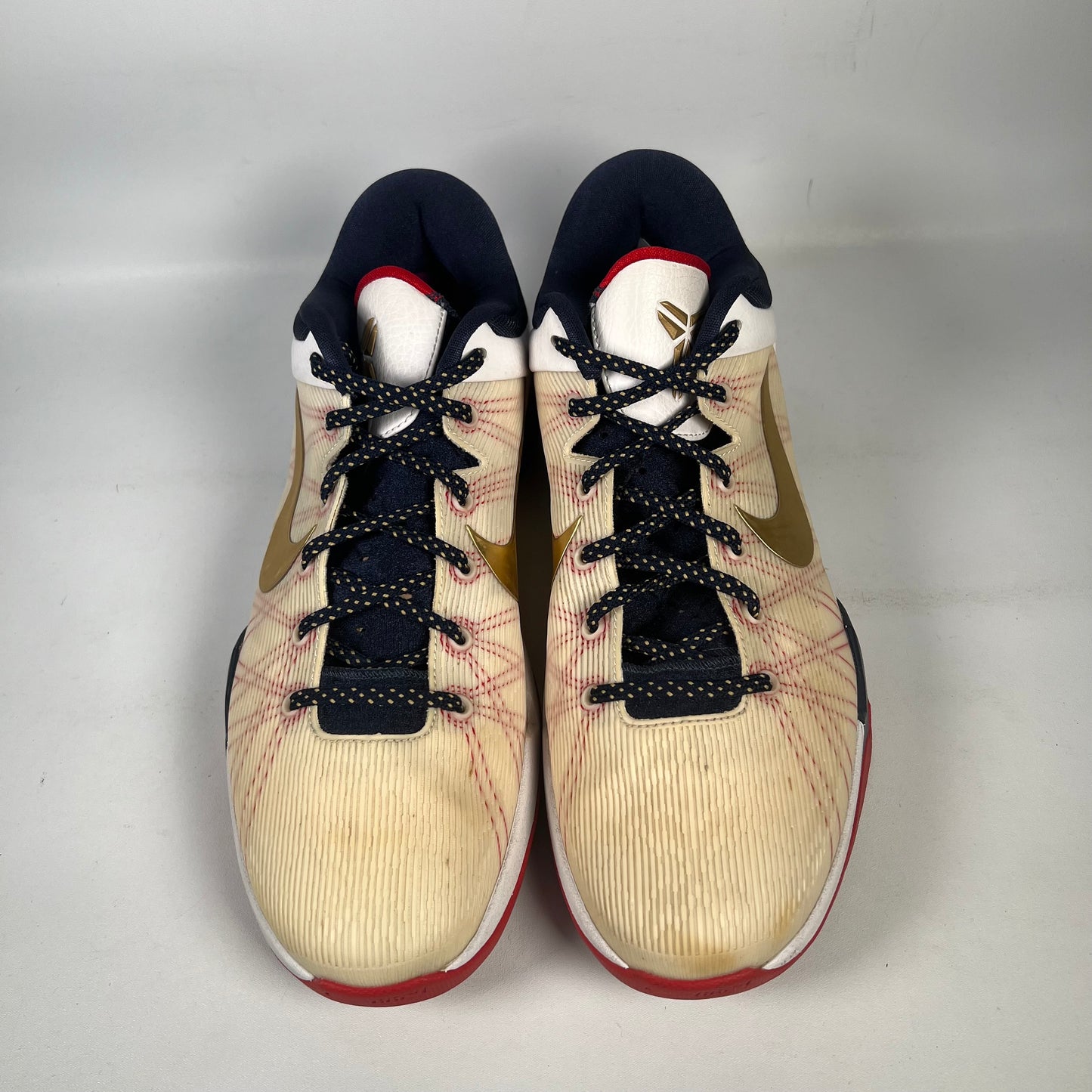 Nike Kobe 7 Gold Medal (2012) Size 12 USED s20952