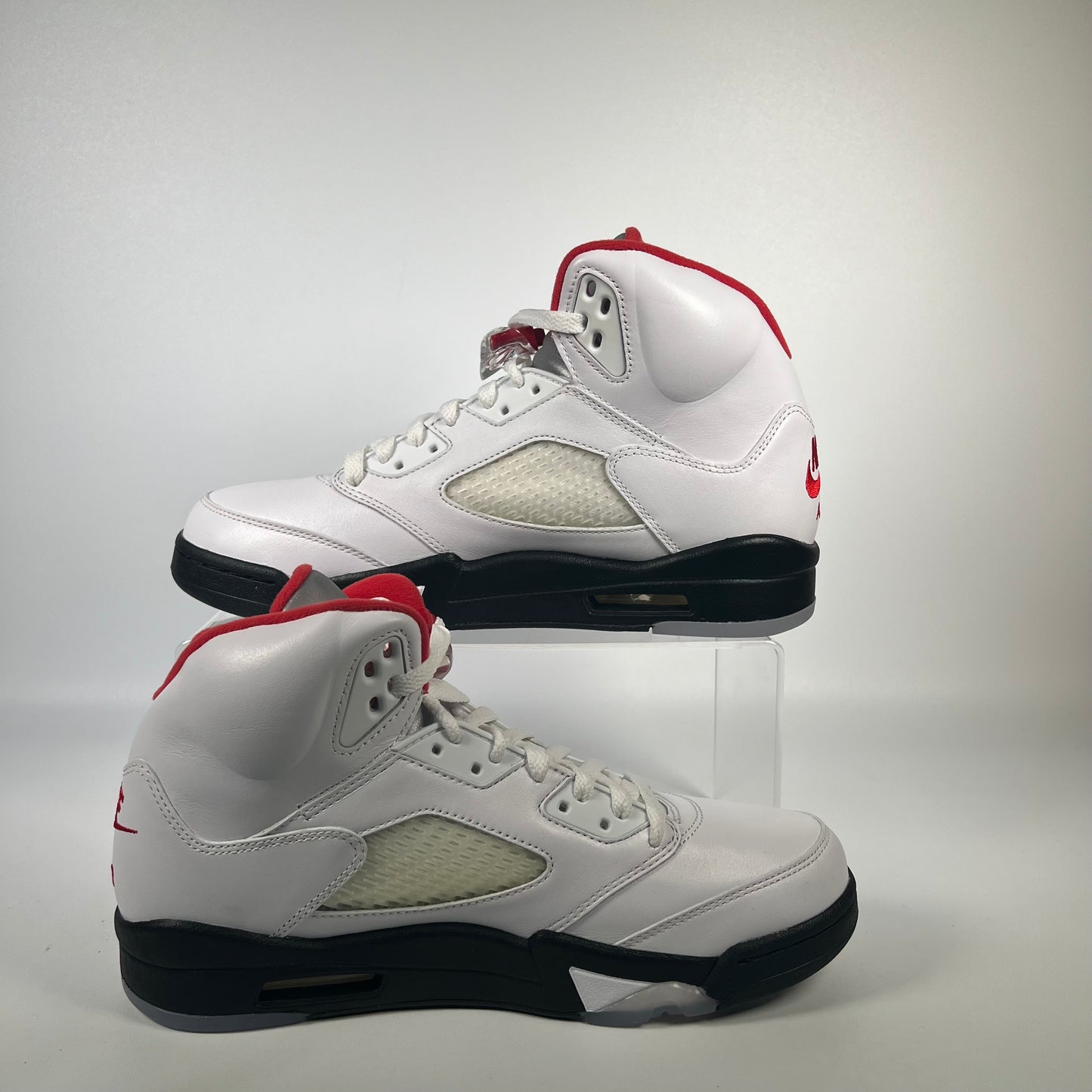 Jordan 5 Fire Red Silver Tongue (2020) Size 8.5 NEW S18630