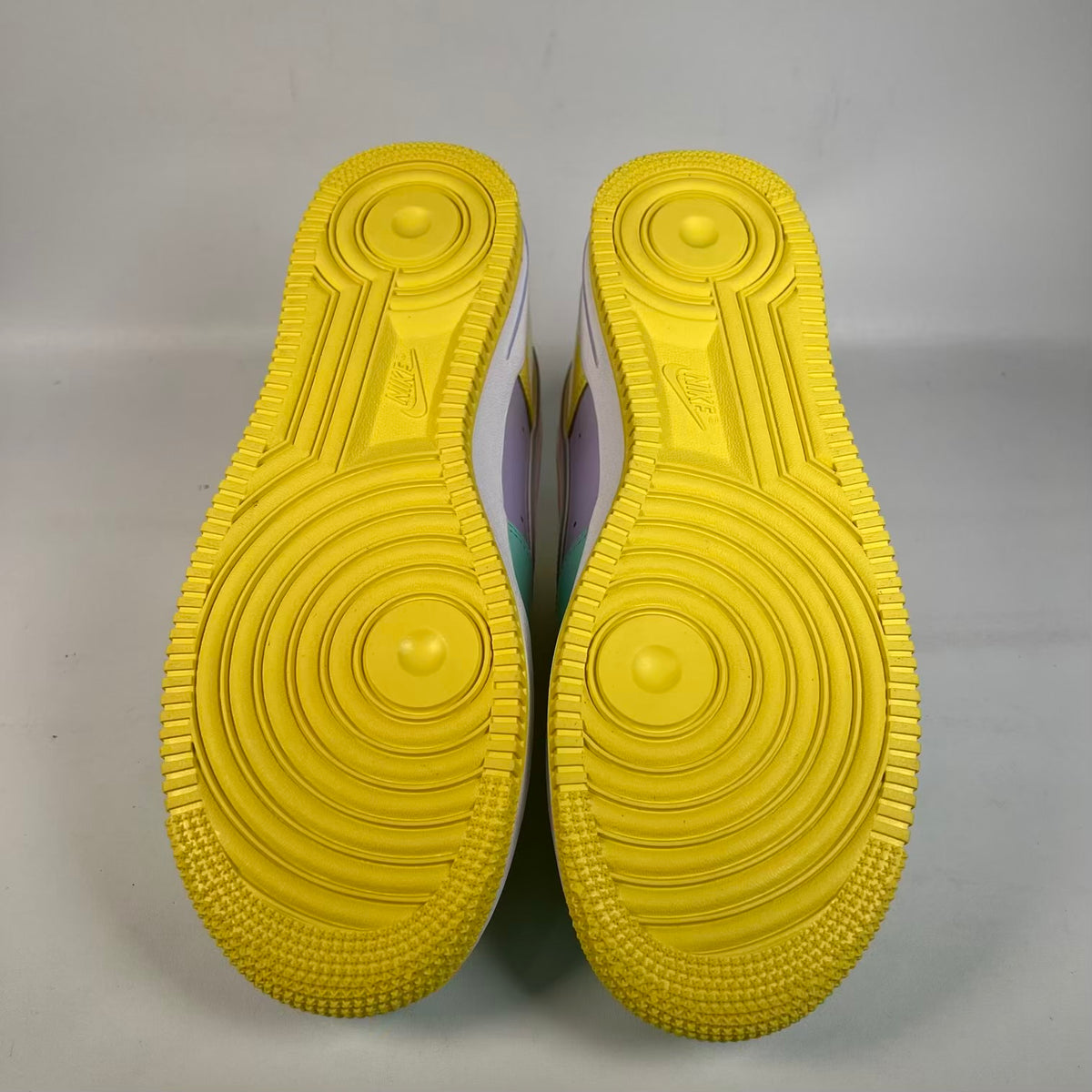 Nike Air Force One Low Easter (2026) Size 10 NEW s23592