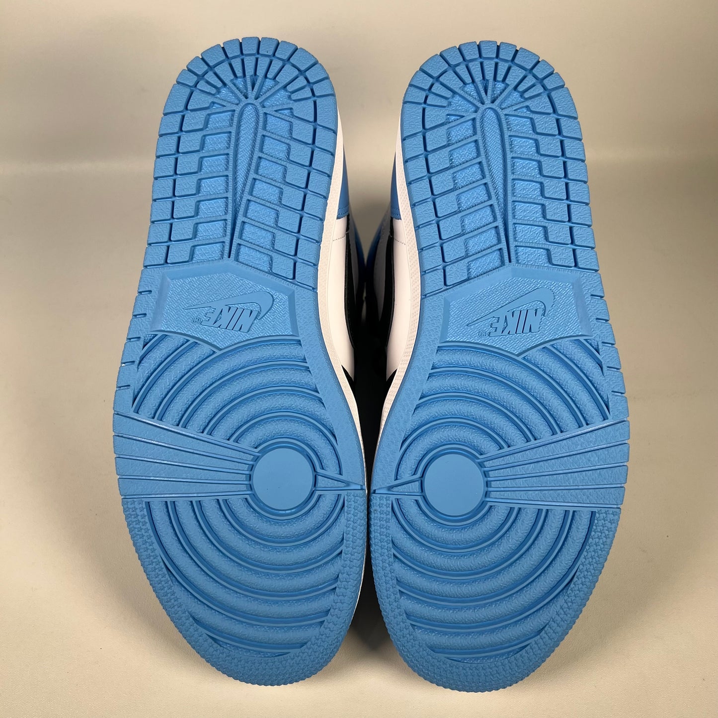 Jordan 1 High UNC Toe (2023) Size 8.5 NEW s19400