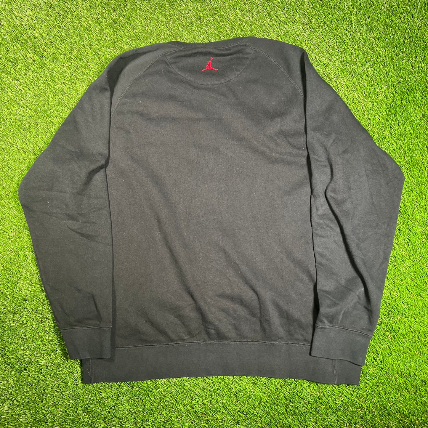 Air Jordan Black Logo Crewneck Size XXL USED V17922
