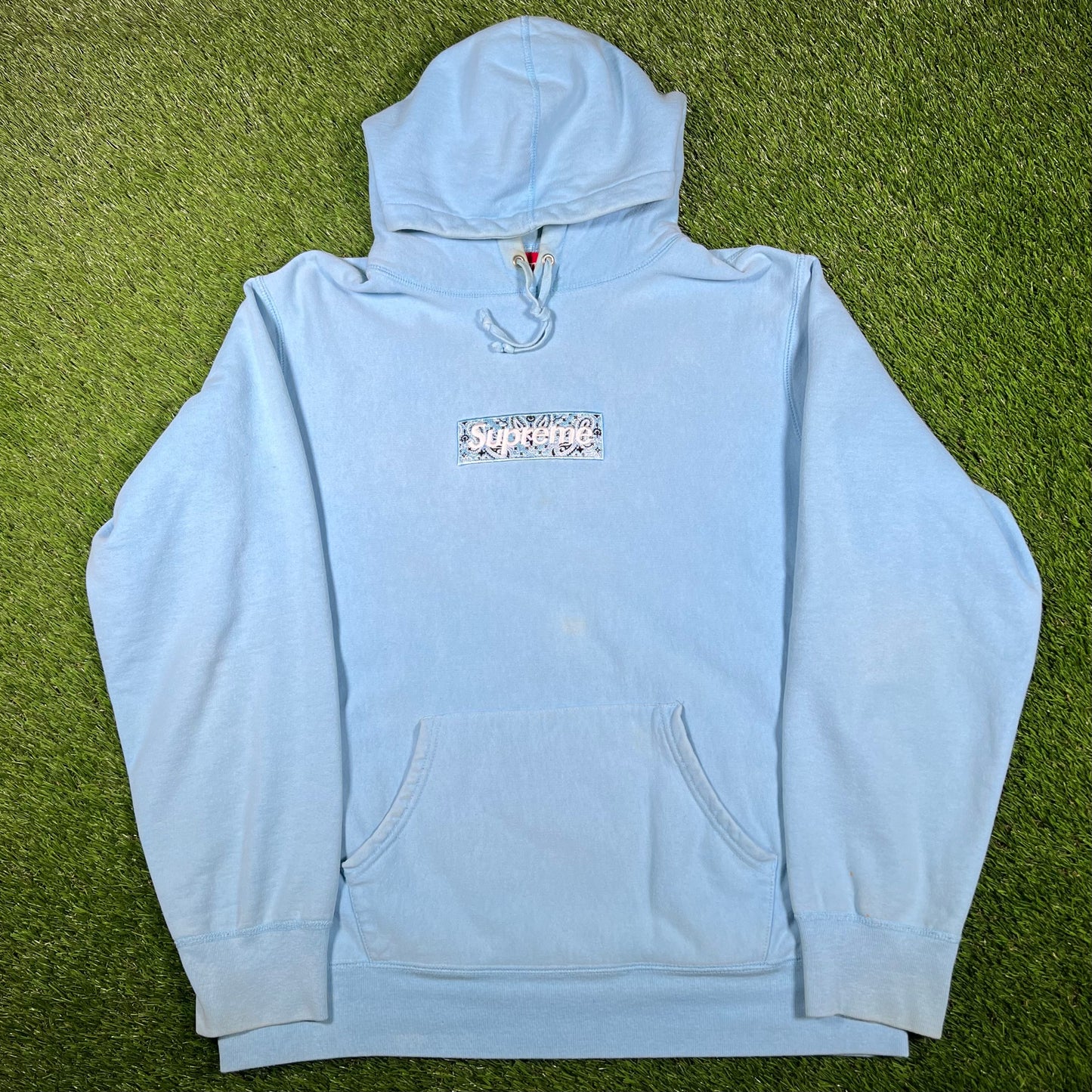 Supreme Light Blue Bandana Box Logo Hoodie (2019) Size Large USED x14816