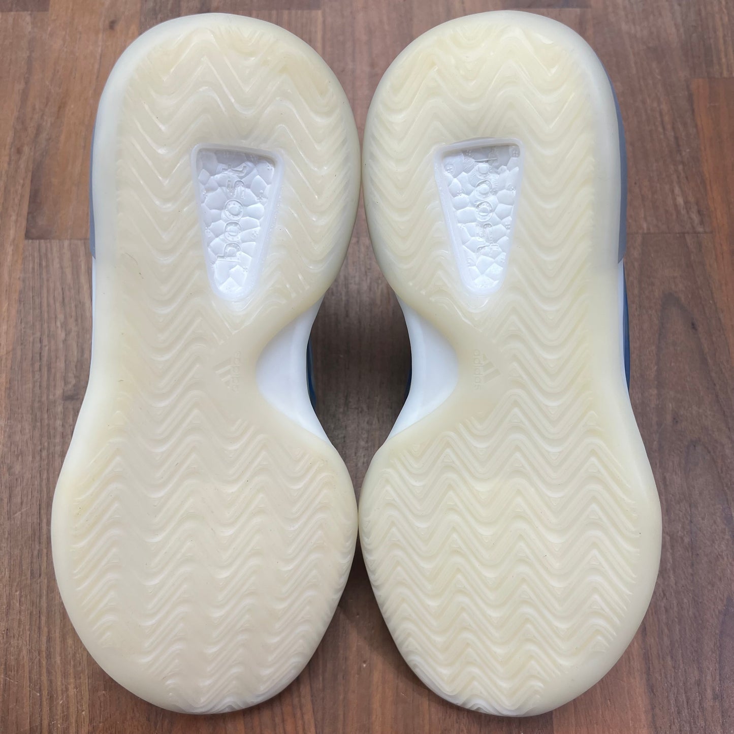 Yeezy Qntm Frozen Blue Size 7.5 NEW s16829