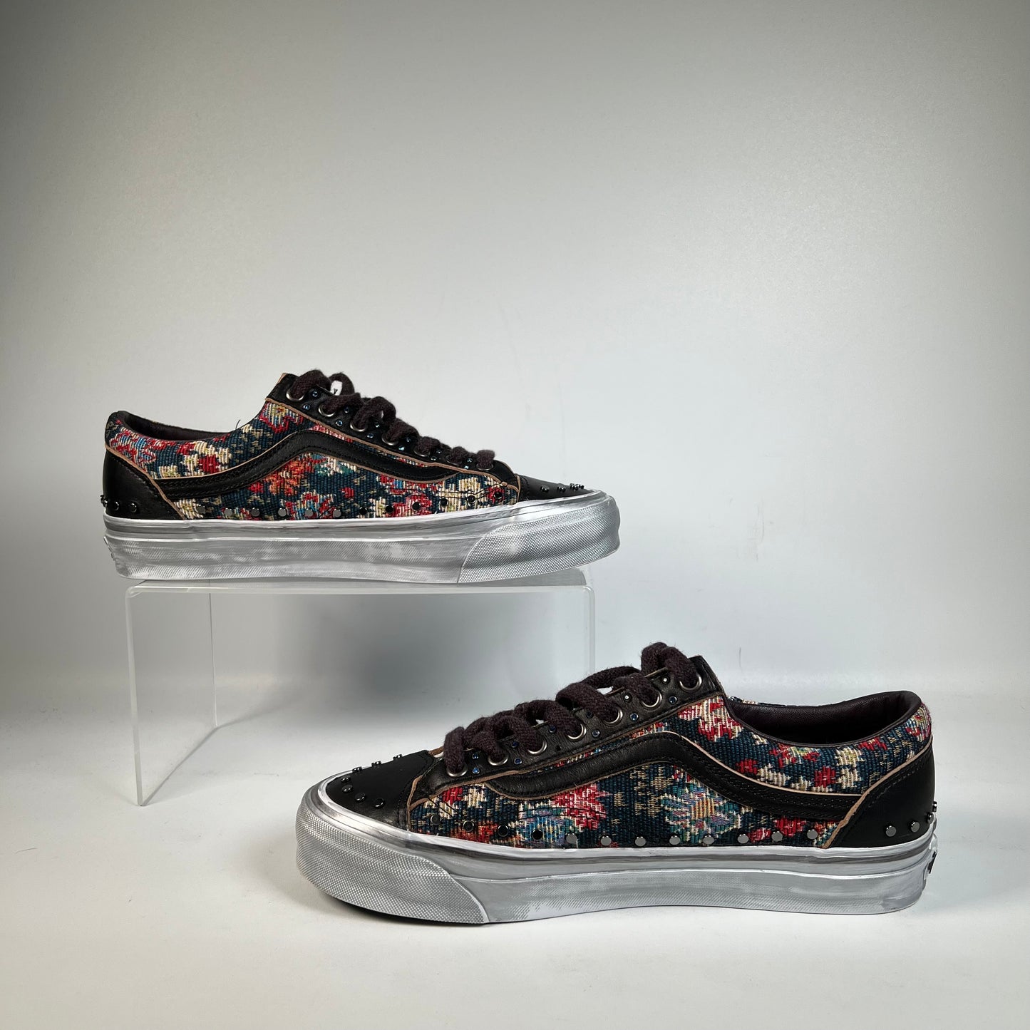 Vans Old Skool Floral Rivets Black (2025) Size 10 USED s22086