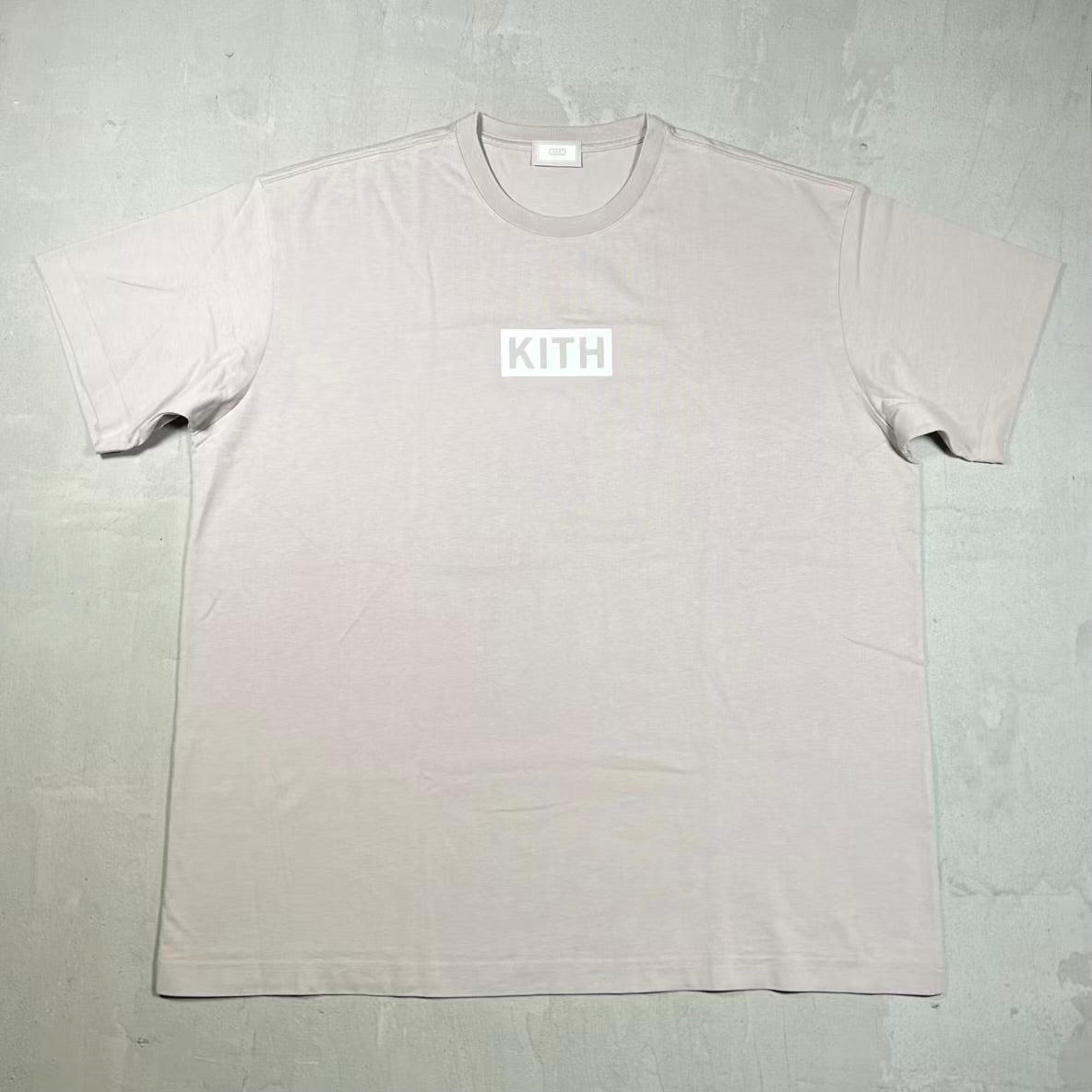 Kith Loyalty Tee Stone Size XL NEW x18908