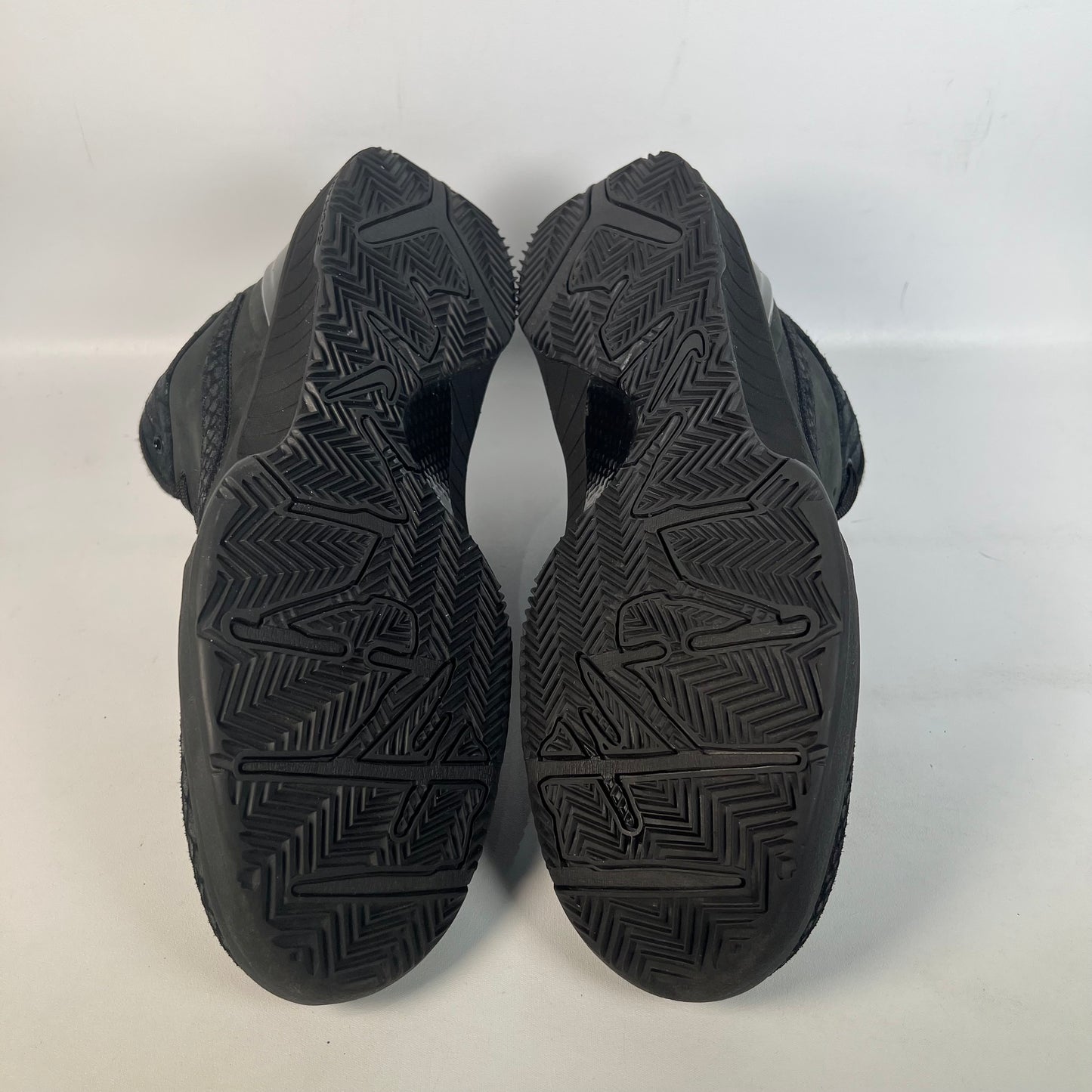 Nike Kobe 4 Gift of Mamba (2023) Size 10.5 USED s22406