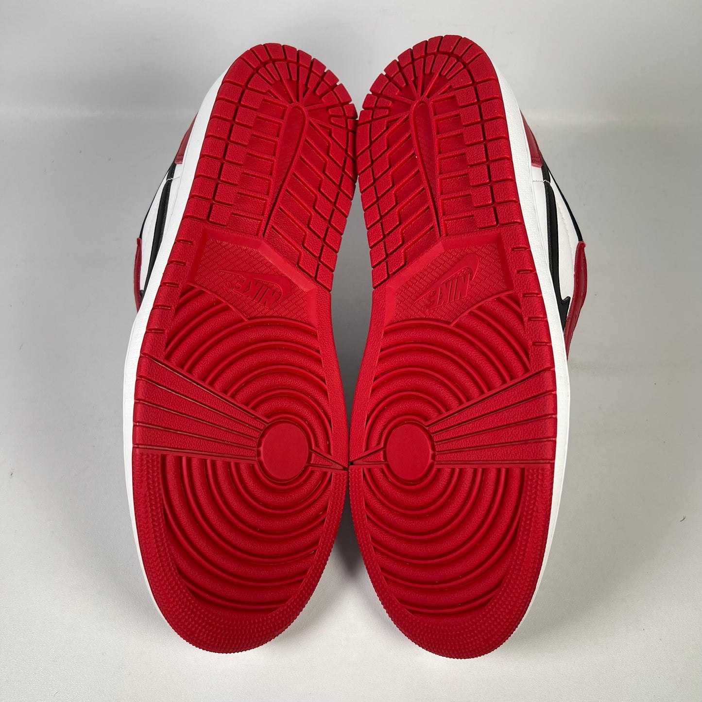 Jordan 1 Low Chicago (2025) Size 10 NEW s20243